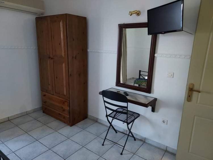 Nostos Aparthotel Mousata Exterior foto