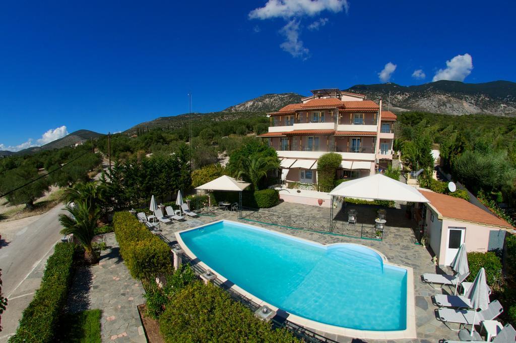 Nostos Aparthotel Mousata Exterior foto