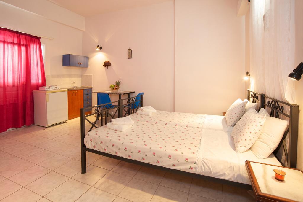 Nostos Aparthotel Mousata Exterior foto